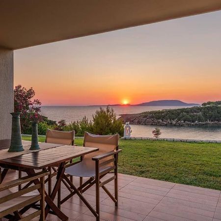 Villa Idyle - Beachfront Residence Tragána 외부 사진